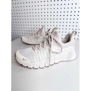 Nike Free Metcon 5 Womens Training Shoes White Soft Mauve FJ7126-011 Size 7.5